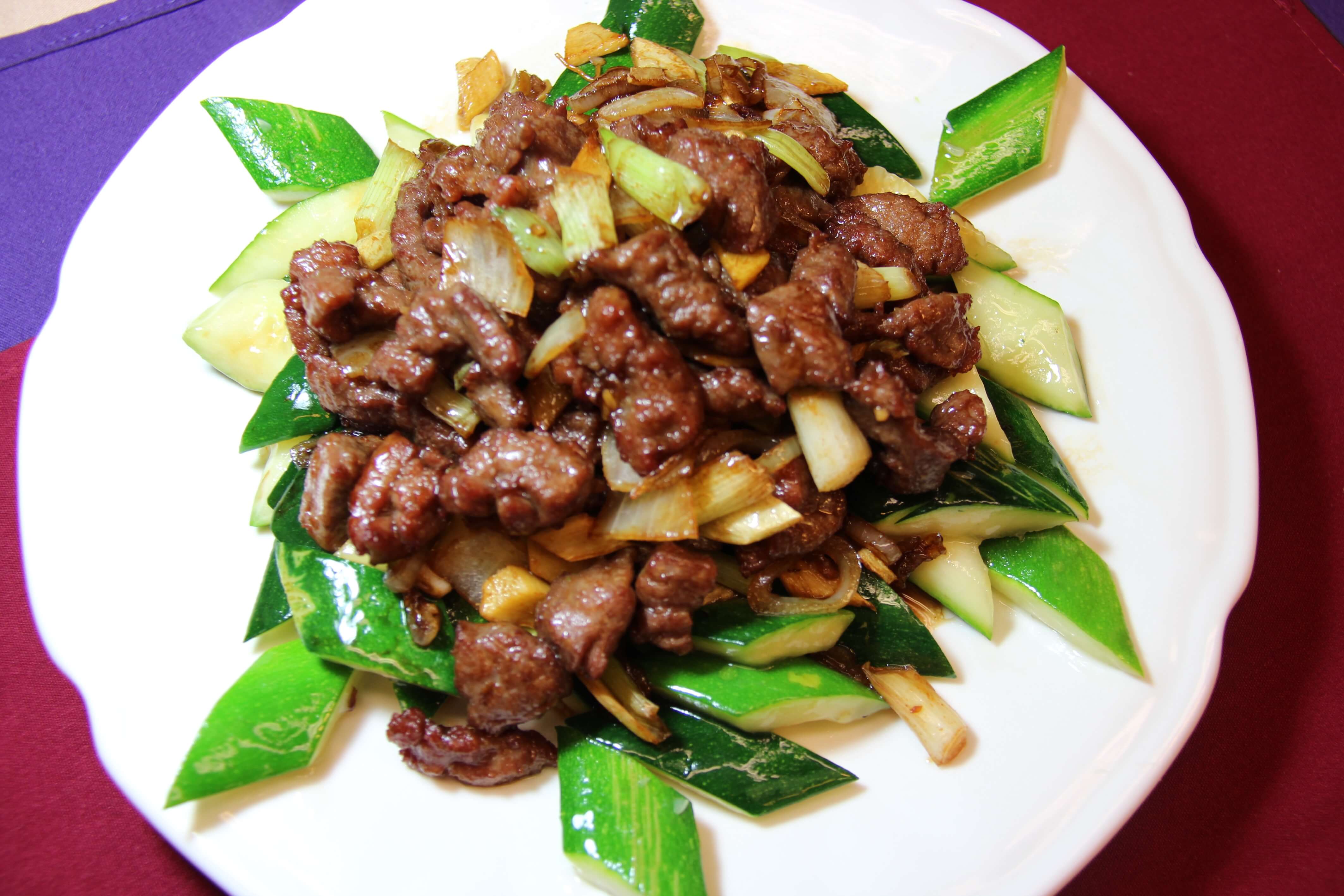 Stir-fried Beef with Scallions