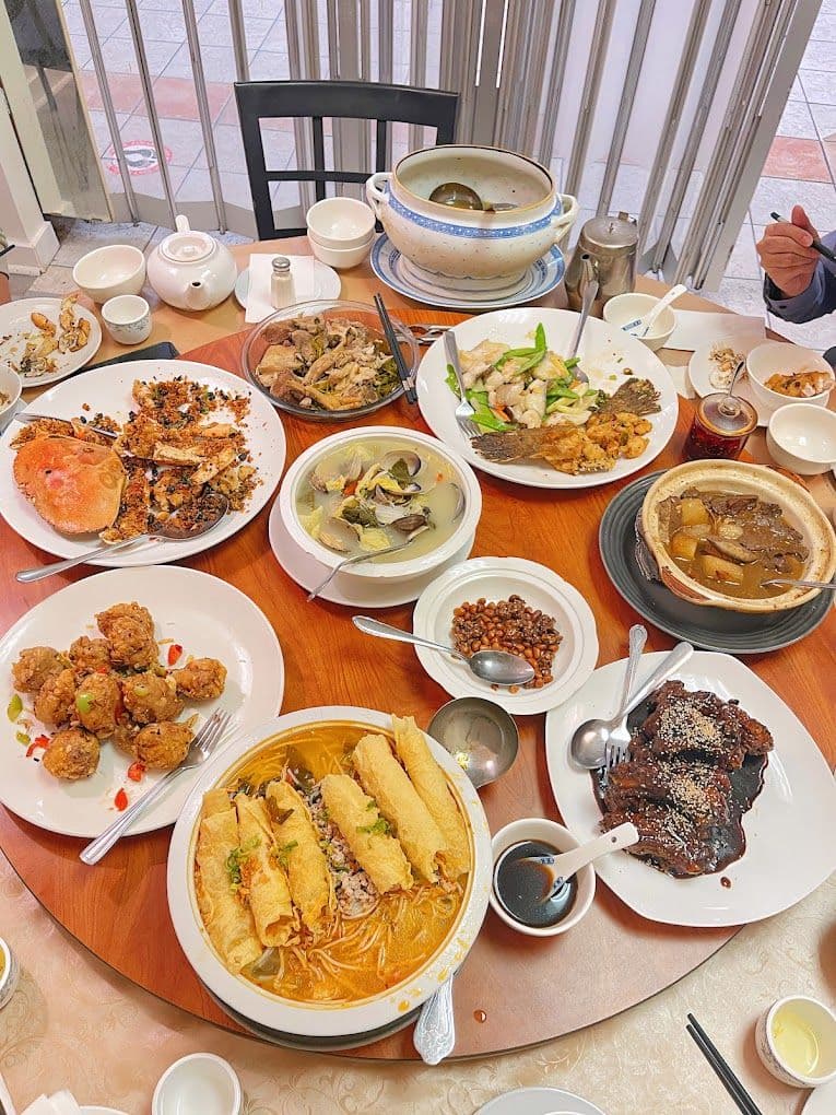 Lucky Place Restaurant 2