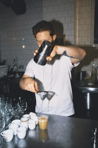 Francine's - A French Bar 1