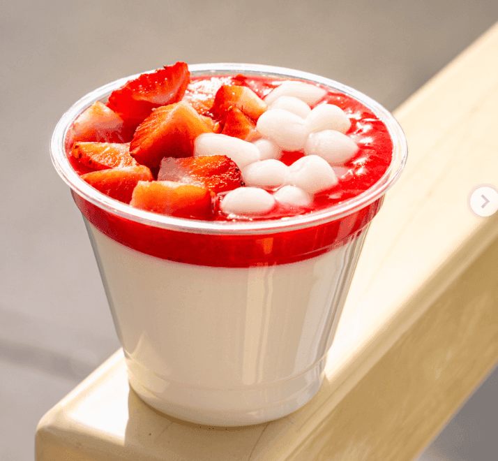 Strawberry Mini Mochi Panna Cotta