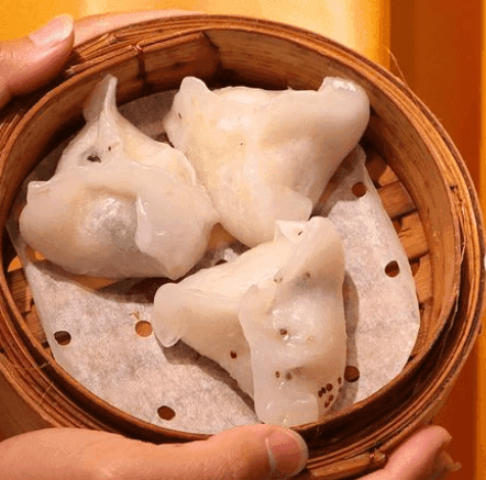 Steamed Shrimp & Spinach Dumplings with Quinoa